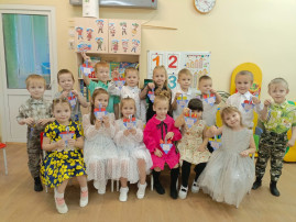 📌ОТКРЫТКА НА ДЕНЬ МАТЕРИ🧑🍼 📌ОТКРЫТКА НА ДЕНЬ МАТЕРИ🧑🍼.